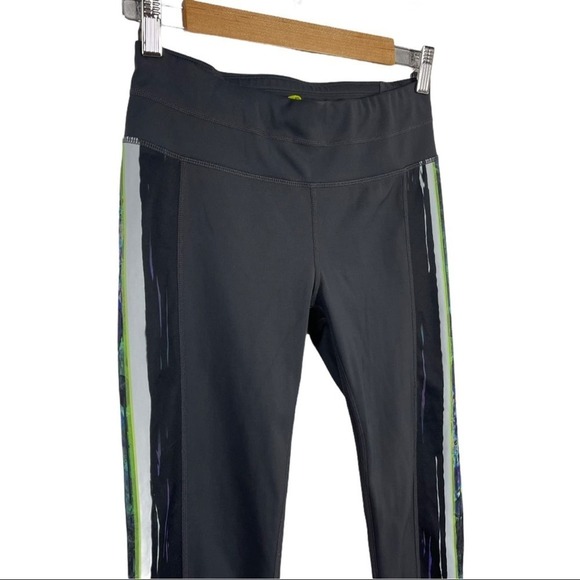 Athleta Swipe Sonar Tights Gray Leggings Small - Picture 4 of 16